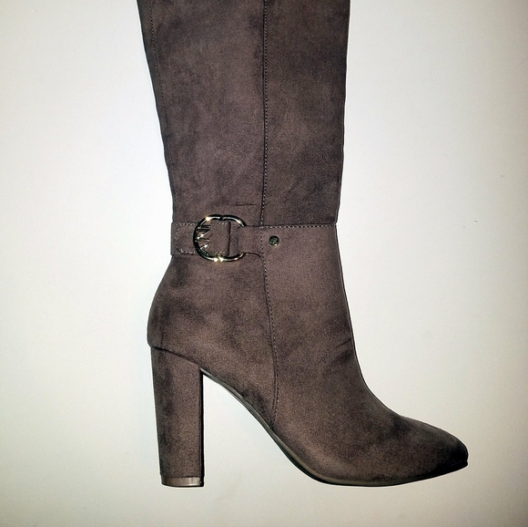 Jones New York womens boot, size 5.5, taupe - Picture 3 of 4